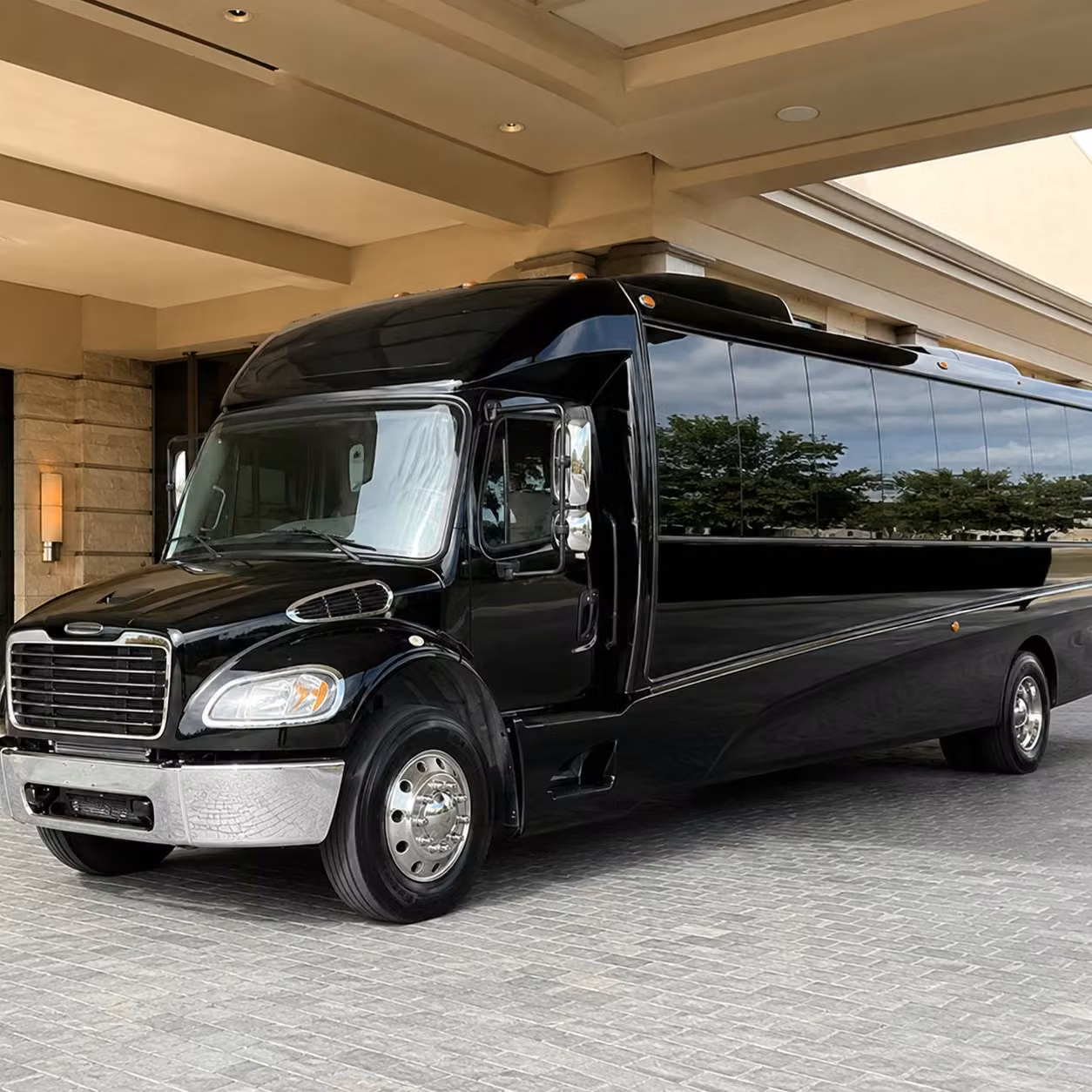 25 passenger minibus