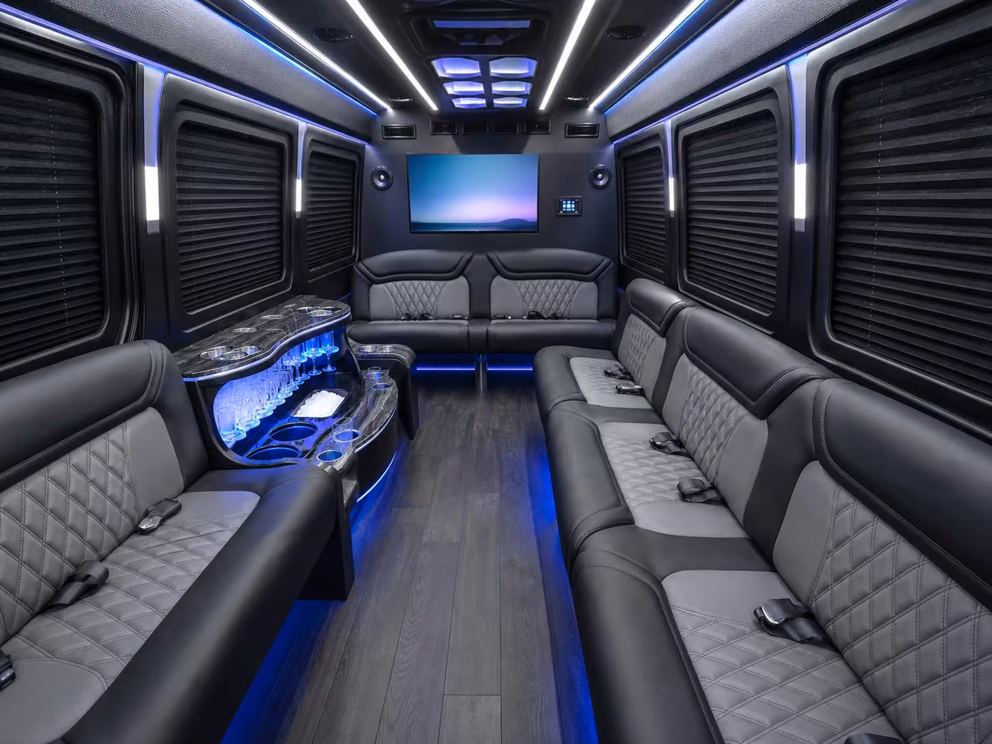 airport transfers and corporate event transportation for quincy teams