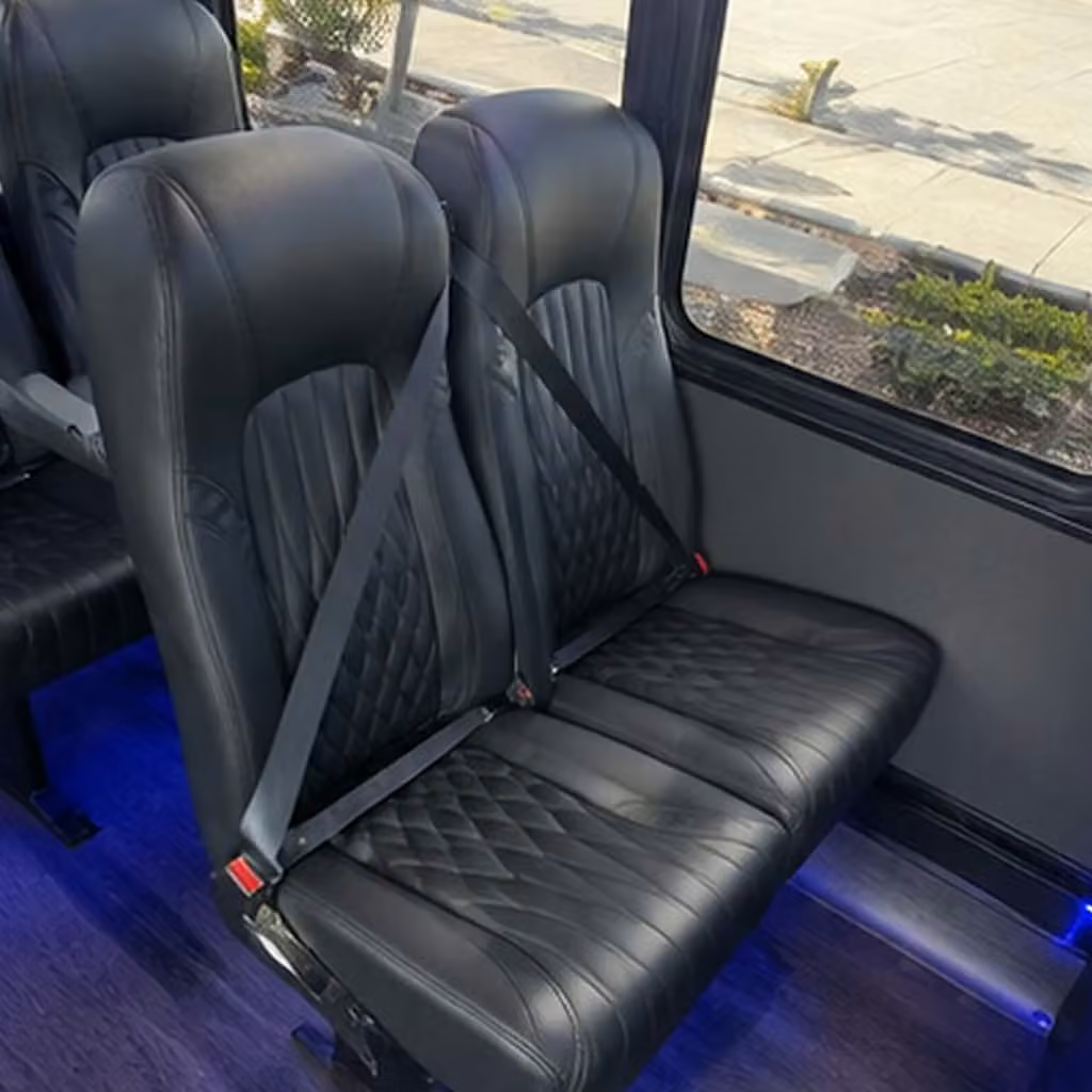 minibus rentals for small concert groups in quincy