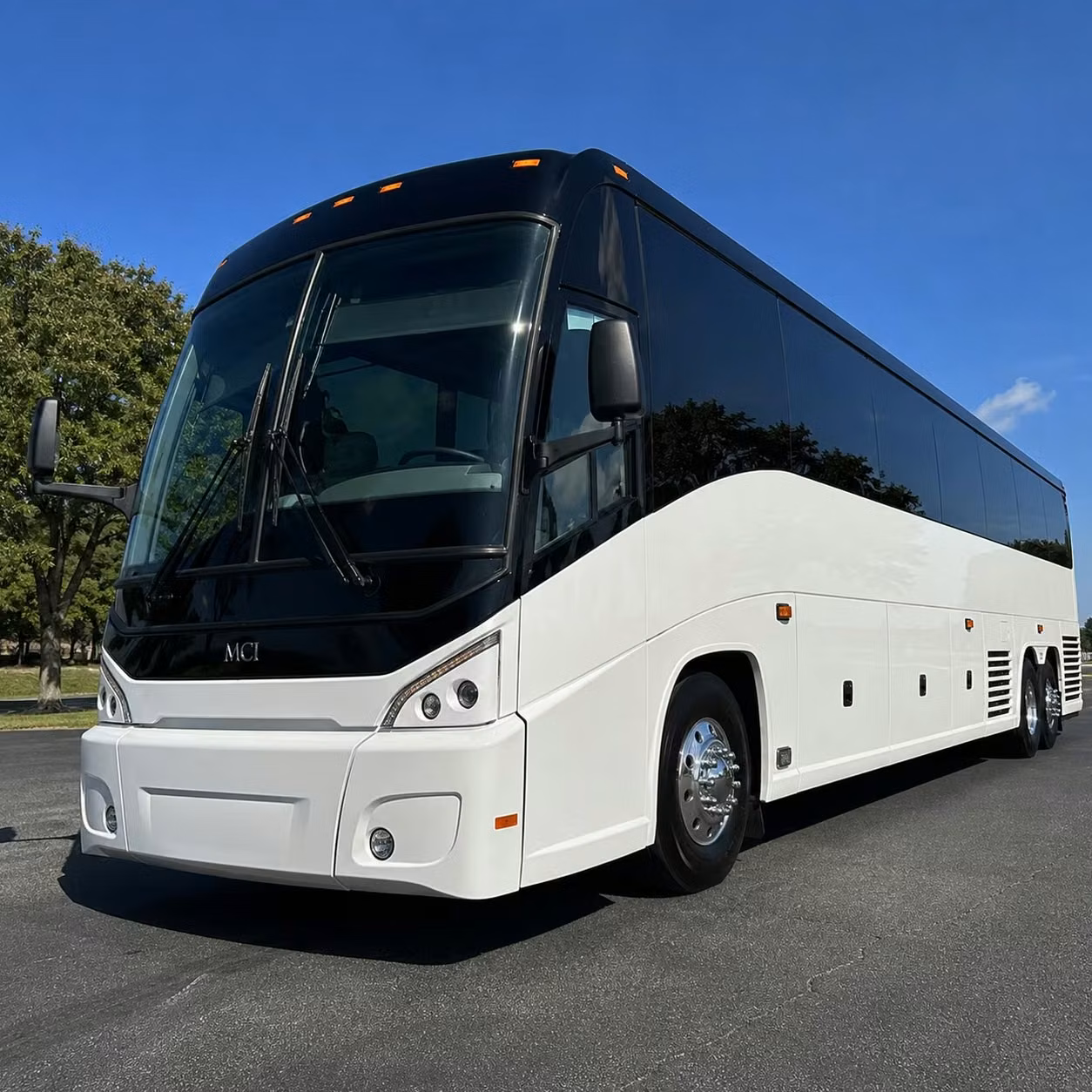 quincy charter bus rental fleet