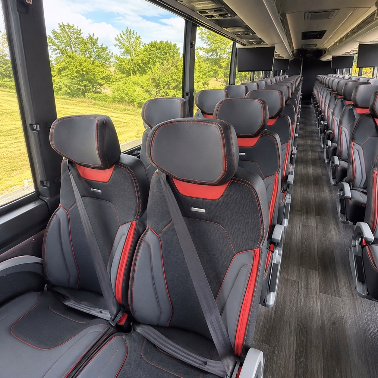 sports team fan charter bus rentals in quincy